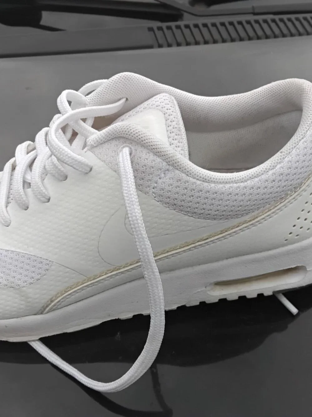 Nike Air Max Thea Triple White Sneaker 8 Womens Lace Up Shoes